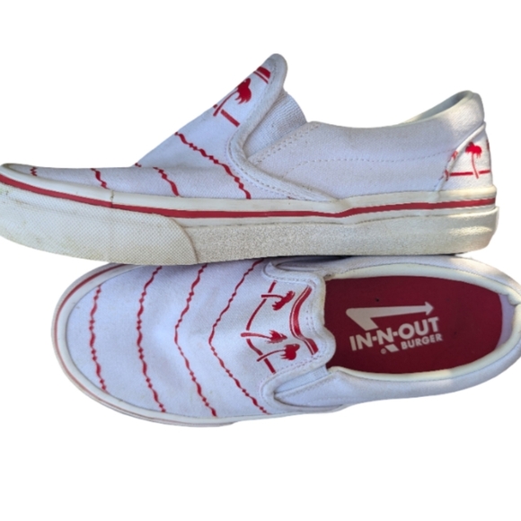 In-Out-Burger Drink Cup Sneakers RARE Burger Collectible Slip-On 6.5 - Picture 7 of 12